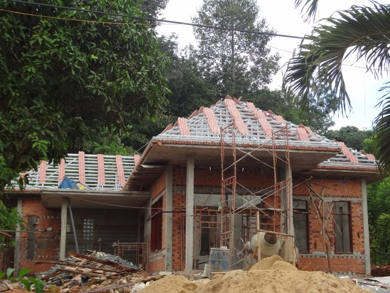 Thi công mái ngói Bình Phước - Công trình nhà cô Nhàn
