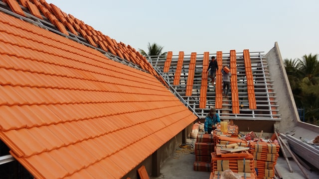 Tại sao nên chọn kèo thép cho thi công mái ngói?